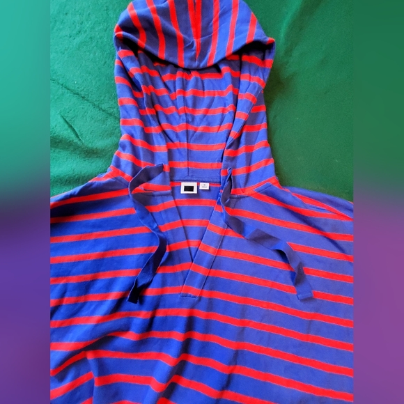 GAP hooded  sweatshirt NWOT - Picture 3 of 9